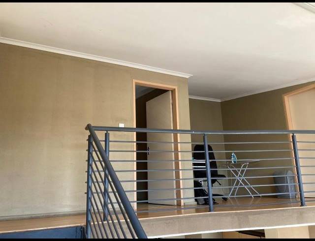 3 BEDROOM APARTMENT FOR SALE IN BRAAMFONTEIN WERF